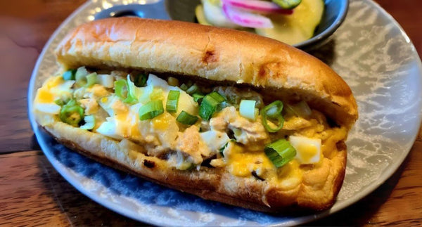 “Hot Teen” Tuna Buns